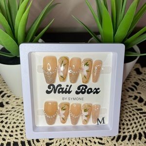 Nail Box “It’s Giving Elegance” - Handmade Press On Nails 💅